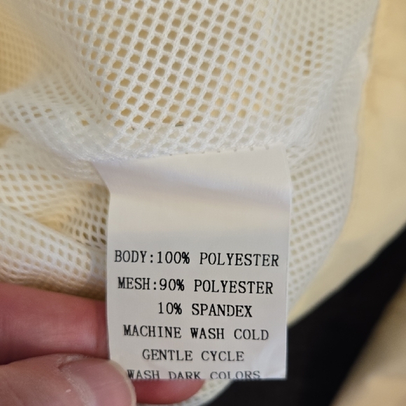 ZO by Tishman Speyer Medium Creamy Yellow Hooded Pullover Windbreaker - Picture 11 of 13